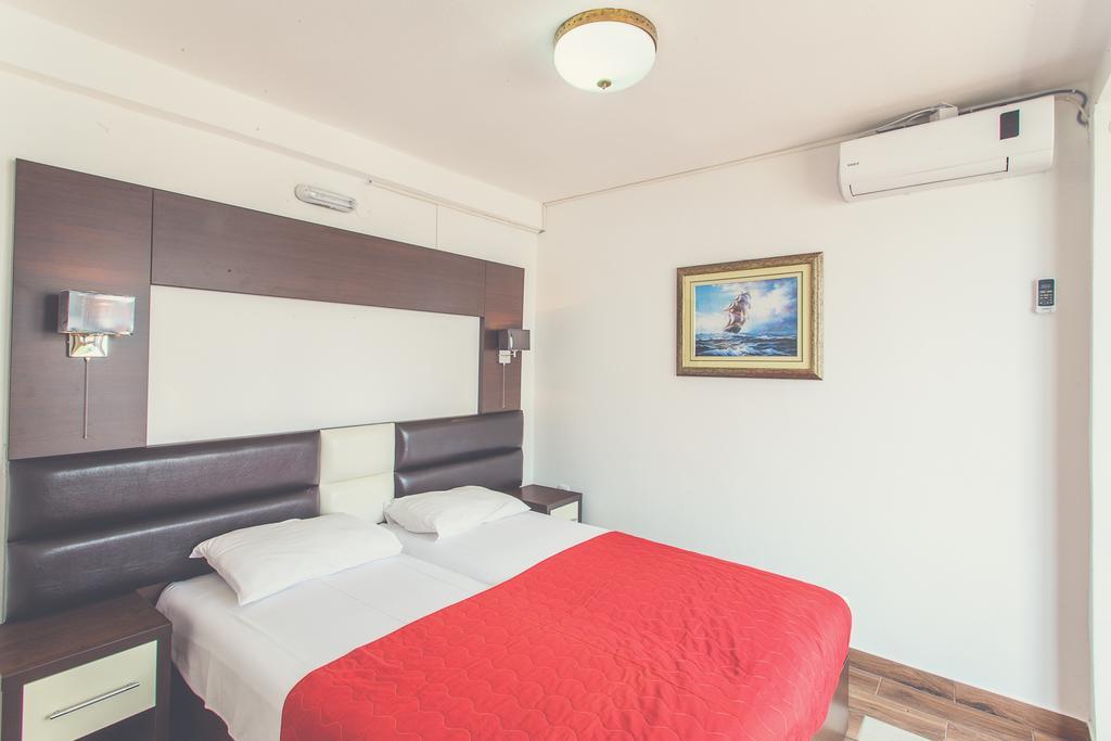 David apartments&rooms Dobra Voda Buitenkant foto