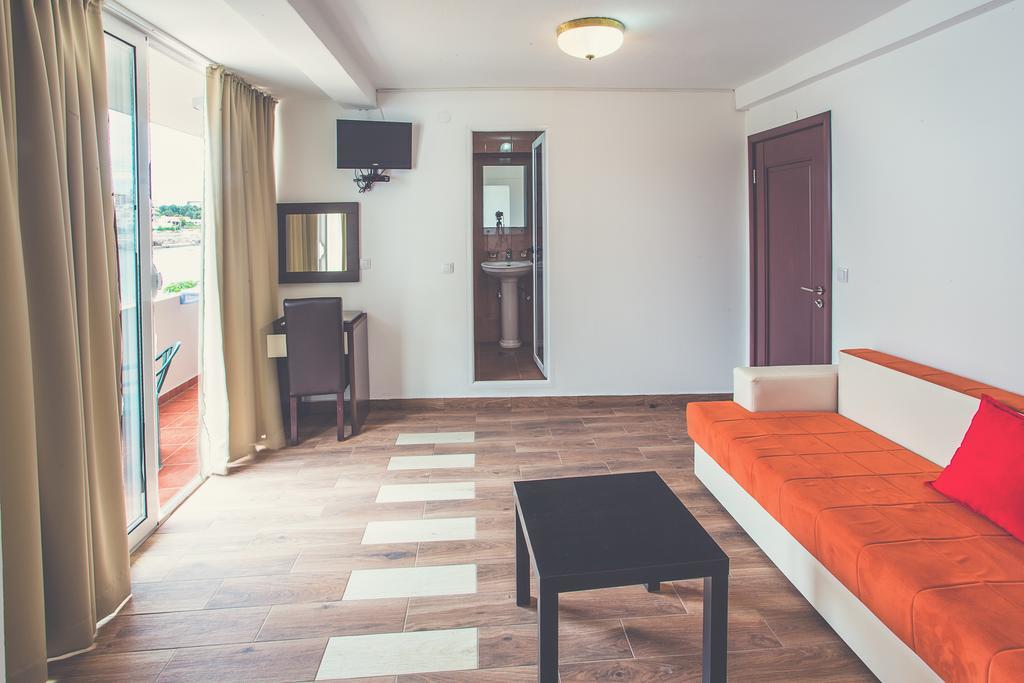 David apartments&rooms Dobra Voda Buitenkant foto